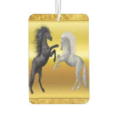 Schwarz und ein weißes Pferd, das kämpft Autolufterfrischer (Rückseite)