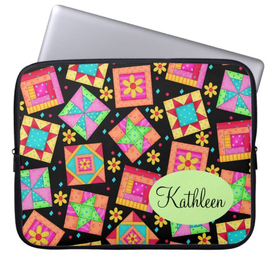 Schwarz und farbenfrohe Patchwork Quilt Block Art Laptopschutzhülle (Vorderseite)