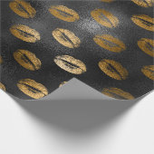 Schwarz und Gold Glam Lips Muster Geschenkpapier (Ecke)