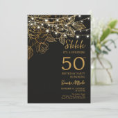 Schwarz und Gold Moderne Überraschung 50. Geburtst Einladung (Stehend Vorderseite)