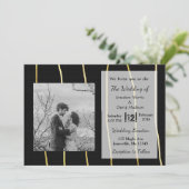 Schwarz und Gold Modernes Foto Hochzeitseinladunge Einladung (Stehend Vorderseite)