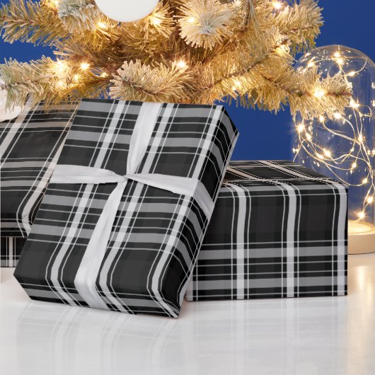 Schwarz und Grau Kariert Geschenkpapier (Feiertage)