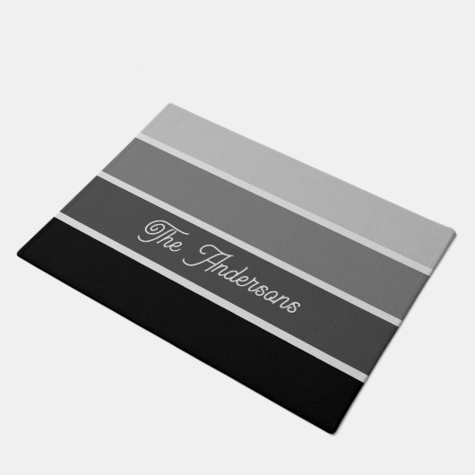 Schwarz und Grau | Ombre Stripes with Script Fußmatte (Schrägansicht)