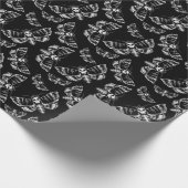 Schwarz und Grau Tote Kopf Hawk Moth Skull Gothic Geschenkpapier (Ecke)