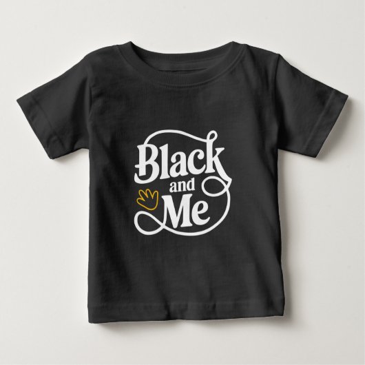 Schwarz und ich - Minimalistisches Typografie-Desi Baby T-shirt (Vorderseite)