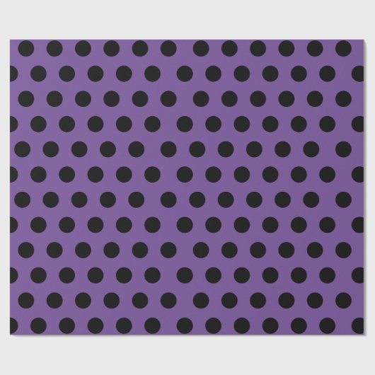 Schwarz und Lila Medium Polka Dot Wrapping Paper Geschenkpapier (Flach)