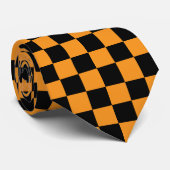 Schwarz und Orange kariert Krawatte (Gerollt)