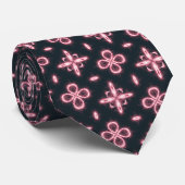 Schwarz und Rosa Krawatte (Gerollt)