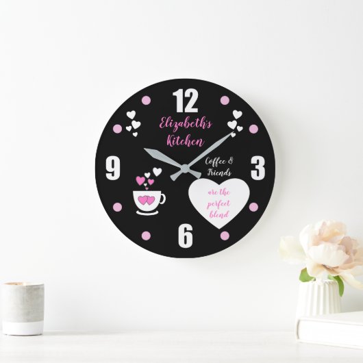 Schwarz und Rosa mit einer Kaffeetasse Herz und ei Große Wanduhr (Zuhause)