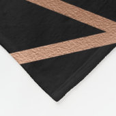 Schwarz und Rose Gold Geometric Fleecedecke (Ecke)