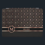 Schwarz und Rose Gold im Diamantenmuster  iPad Pro Cover<br><div class="desc">iPad Case / Cover in einem Imitat metallische Rose Gold und schwarz geometrische Muster Design bereit für Sie personalisieren mit Ihrem Monogramm - ⭐ Dieses Produkt ist 100% individuell anpassbar. Grafiken und/oder Text können hinzugefügt, gelöscht, verschoben, verändert, verändert, gedreht usw. werden.. (nur durch Klicken auf den Bereich "EDIT DESIGN") ⭐...</div>
