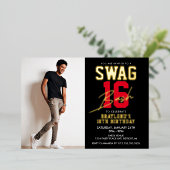 Schwarz und Rot Swag 16 Geburtstag Folieneinladung (Stehend vorne)