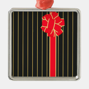 Schwarz und Roter Bogen Ornament Aus Metall