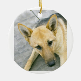 Schwarz und Sahne Keramik Ornament