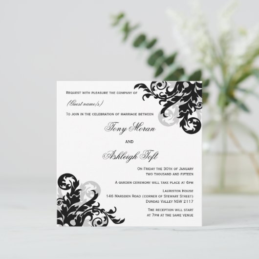 Schwarz und Silber Blühend Hochzeit Einladung (Stehend Vorderseite)