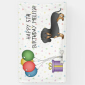 Schwarz und Tan Kurz Hair Dackel Happy Birthday Banner (Vertikal)