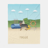 Schwarz und Tan Rottweiler mit Agility Fleecedecke (Vorderseite)