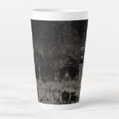 Schwarz und Taupe Skyline Venedig Italien Milchtasse (Vorderseite)