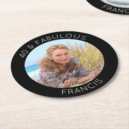 Schwarz und Weiß 40 und fabelhaftes Foto Runder Pappuntersetzer (Angewinkelt)