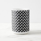 Schwarz und Weiß geometrisch Kaffeetasse (Mittel)