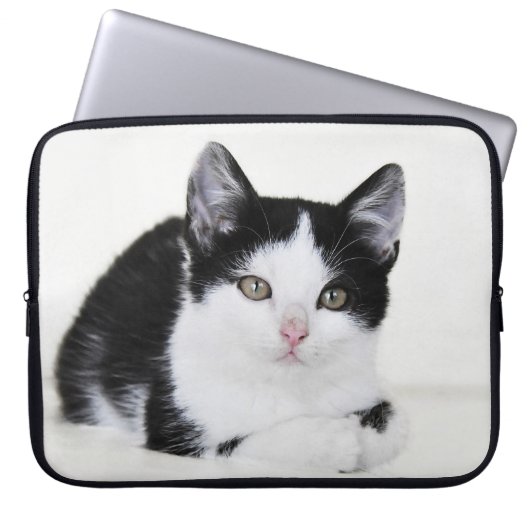 Schwarz und Weiß Laptopschutzhülle (Vorderseite)