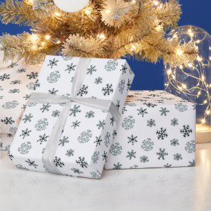 Schwarz und Weiß Moderne Schneeflocken Weihnachten Geschenkpapier