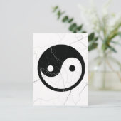 Schwarz und Weiß Yin und Yang Postkarte (Stehend Vorderseite)