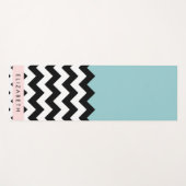 Schwarz und Weiß Zigzag, Zickzack, Blau, Ihr Name Yogamatte (Vorderseite (Horizontal))