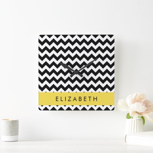 Schwarz und Weiß Zigzag, Zickzack Muster, Ihr Name Quadratische Wanduhr (Zuhause)