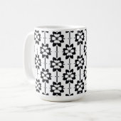 Schwarz-Weiß-Abstraktes Blumenmuster Kaffeetasse (Vorderseite Links)