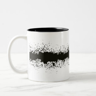 Schwarz-weiß abstraktes Grunge-Muster Zweifarbige Tasse