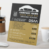 Schwarz-Weiß-Auto-Logo, Fahrschule, Lehrer Sockelschild (In Situ)