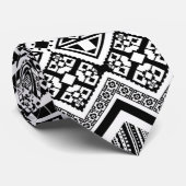 Schwarz-Weiß-Aztec-Design Krawatte (Gerollt)