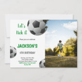 Schwarz-Weiß-Ball-Grüner Text-Fußball-Foto Einladung (Vorderseite)