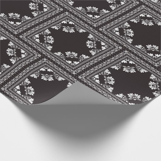 Schwarz-Weiß-Bandanna-Design-Umschlagpapier Geschenkpapier (Ecke)