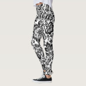 Schwarz-Weiß-Barock-Damasken Leggings (Links)