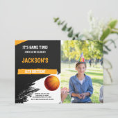 Schwarz-Weiß-Basketball Einladungen mit Foto (Stehend Vorderseite)