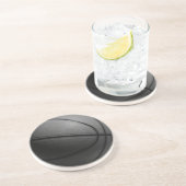 Schwarz-Weiß-Basketball Getränkeuntersetzer (Seite)