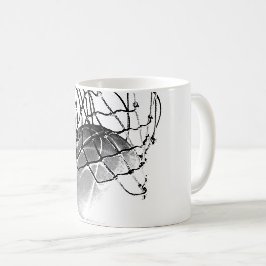 Schwarz-Weiß-Basketball Kaffeetasse (VorderseiteRechts)