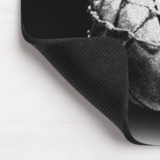 Schwarz-Weiß-Basketball Mousepad (Ecke)