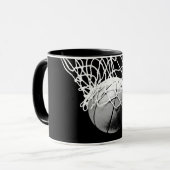 Schwarz-Weiß-Basketball Tasse (Vorderseite Links)