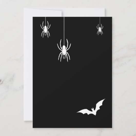Schwarz-Weiß Bat Chic Crazy Halloween-Party Einladung (Rückseite)