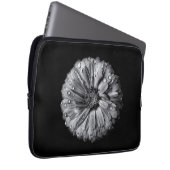 Schwarz-Weiß-Blume 10 Laptopschutzhülle (Vorne Rechts)