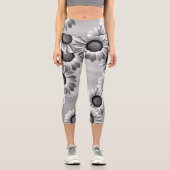 Schwarz-Weiß-Blume Capri Leggings (Vorderseite)