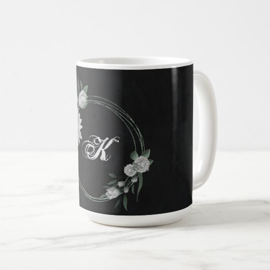 Schwarz-Weiß-Blume Kaffeetasse (VorderseiteRechts)