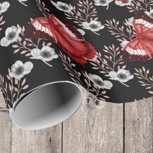 Schwarz-Weiß-Blume mit roten Schmetterlingen Geschenkpapier
