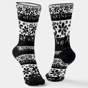 Schwarz-Weiß-Blumen Socken