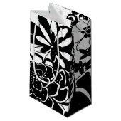 Schwarz-Weiß-Blumengarten Grafisches Muster Kleine Geschenktüte (Vorderseite Schrägansicht)