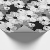 Schwarz-Weiß-Blumenpapier Geschenkpapier (Ecke)