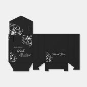 Schwarz-Weiß-Blüte 50. Geburtstag Geschenkschachtel (Ungefaltet)